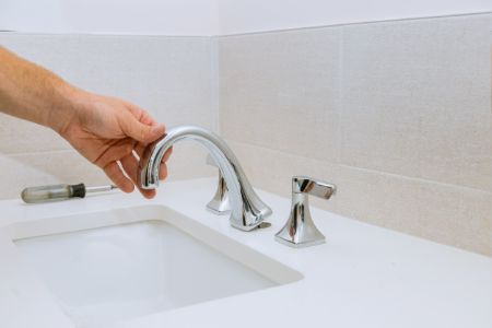 3 Reasons to Hire a Plumber for Sink Repairs